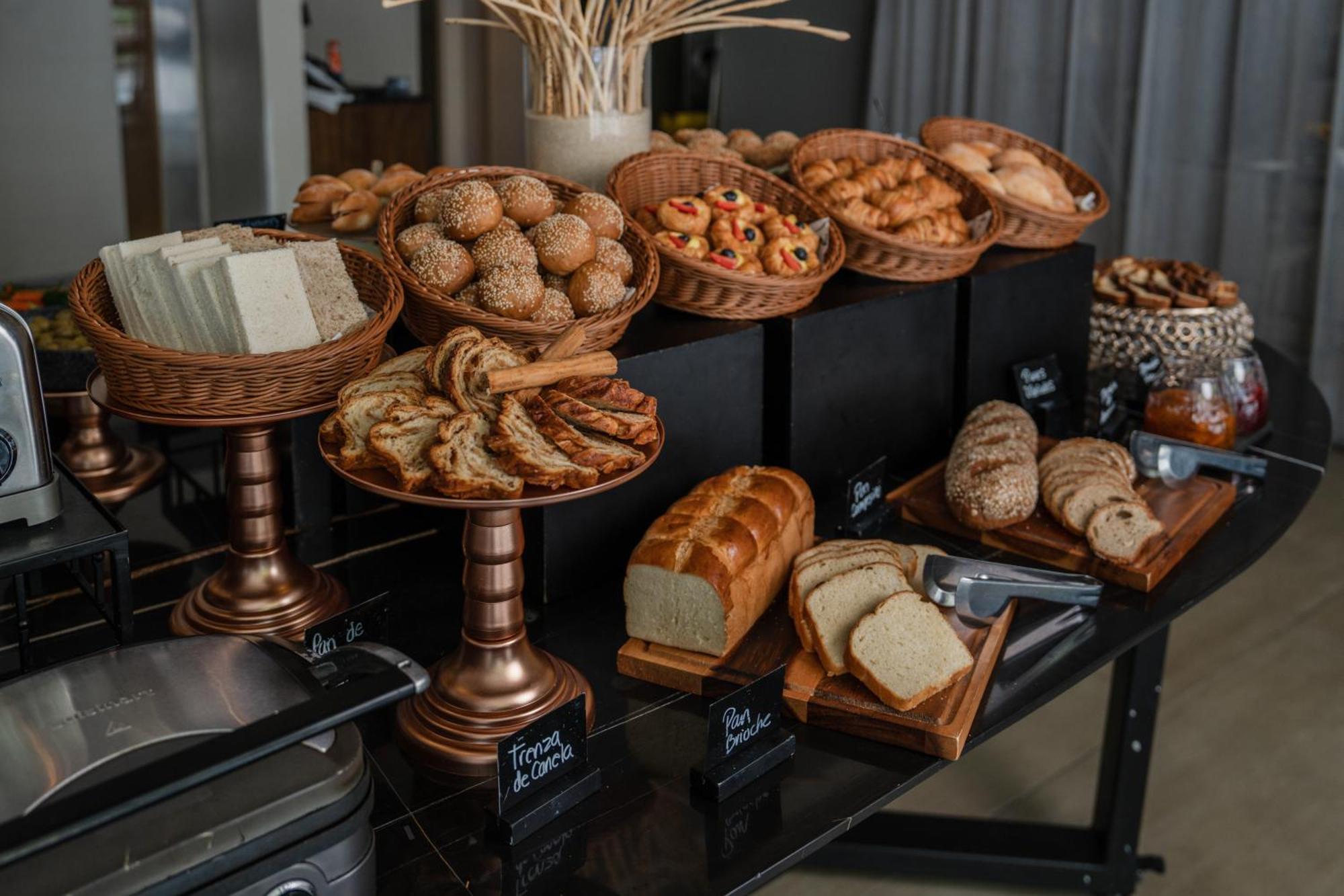Novotel Lima San Isidro Ngoại thất bức ảnh